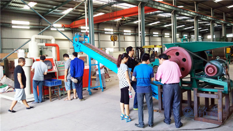 自動化一體銅米機,美國客戶現場驗貨現場。