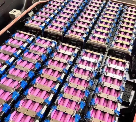 廢舊鋰電池回收：開啟綠色未來(lái)的新鑰匙